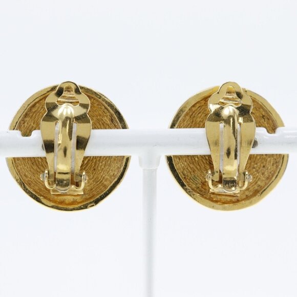 CHANEL Vintage Gold Coco Mark Earrings - Picture 3 of 7